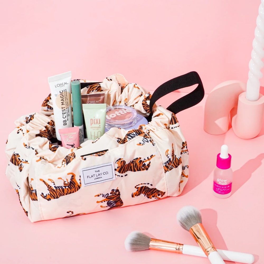 Flat Lay Co. Makeup Bag